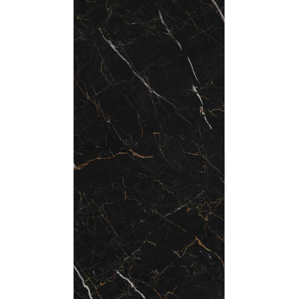 marquinia-black